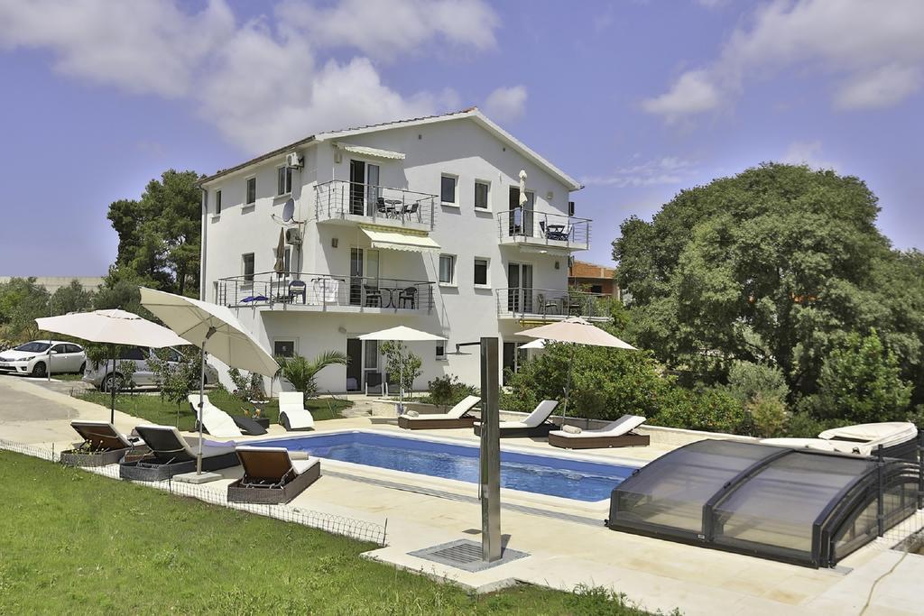 Villa Oleander Marina Eksteriør billede